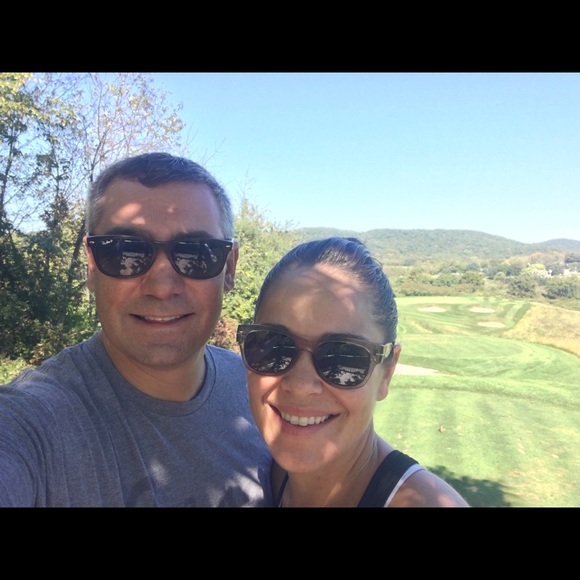 Meet your Posher, Allison - Picture 1 of 1